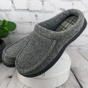 NEW Slippers gray faux wool, memory foam, washable, indoor outdoor, house shoes